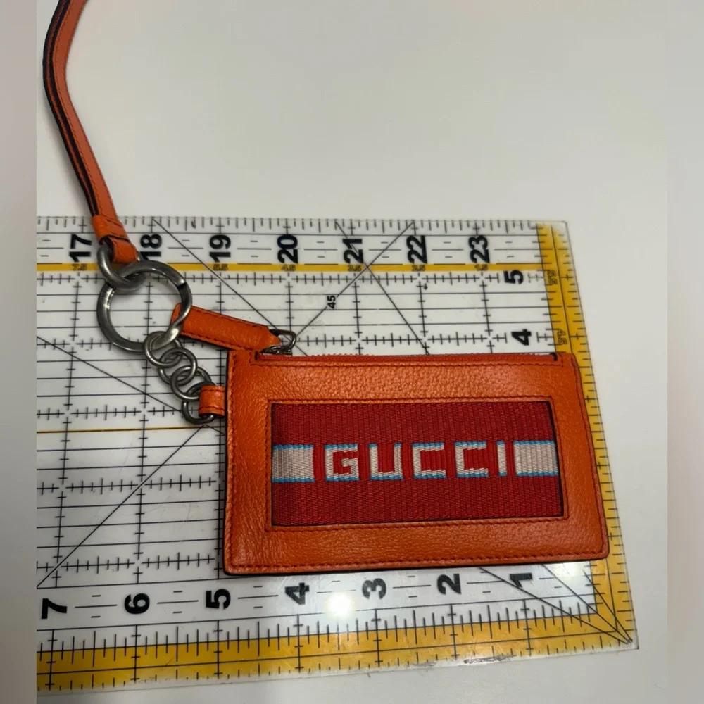 Gucci Leather Lanyard with card slots - Picture 3 of 10